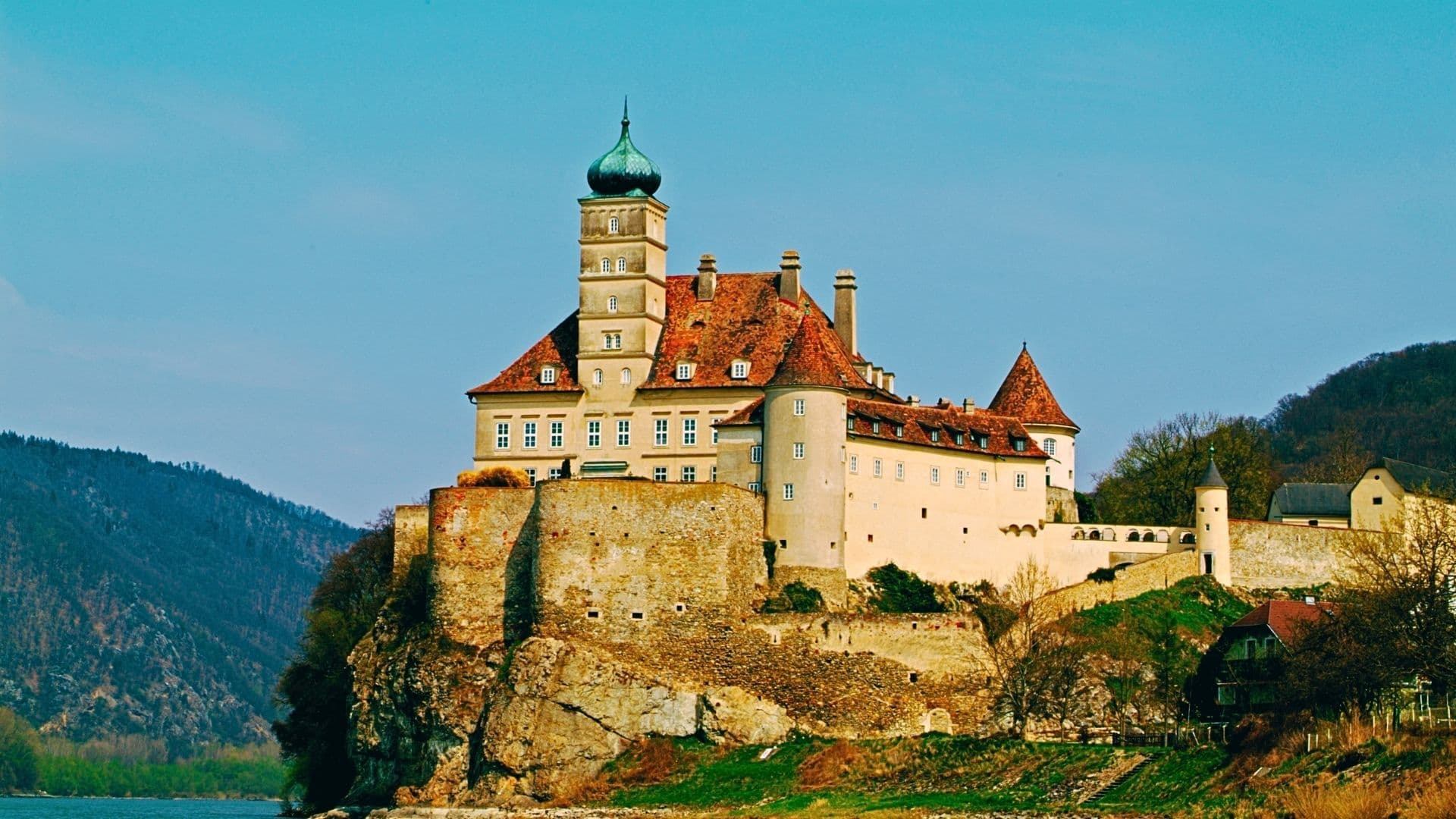 one of the many castles along the danube in austria home fo gruner veltliner